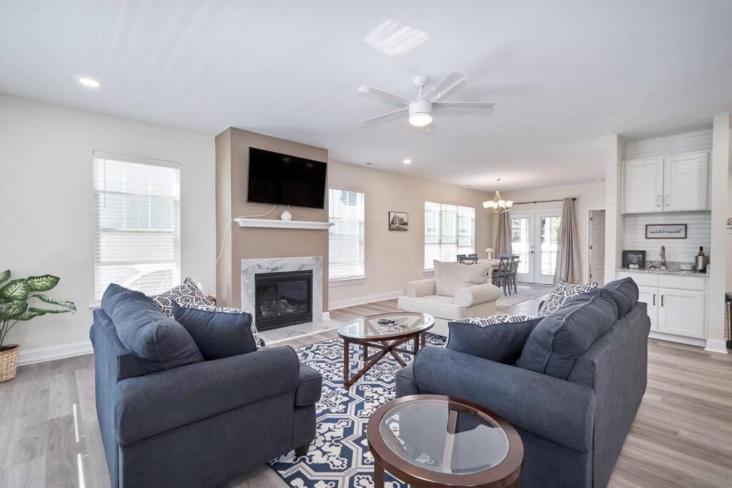 Luxurious Alberta Beach House W/ Historical Detail هامبتون المظهر الخارجي الصورة